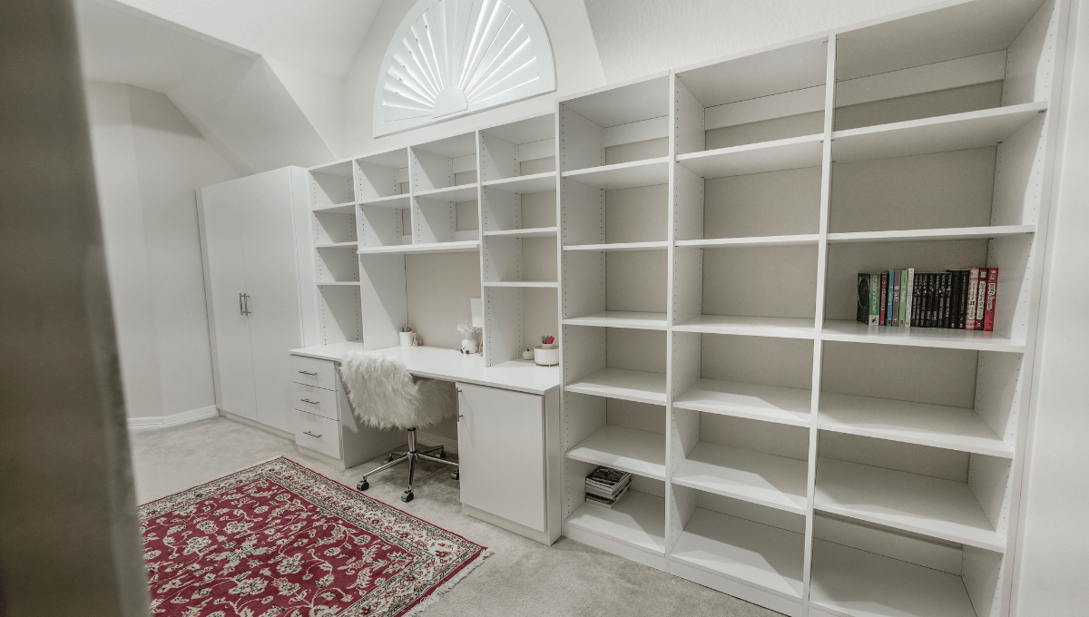 how to hide cables custom home office (1)