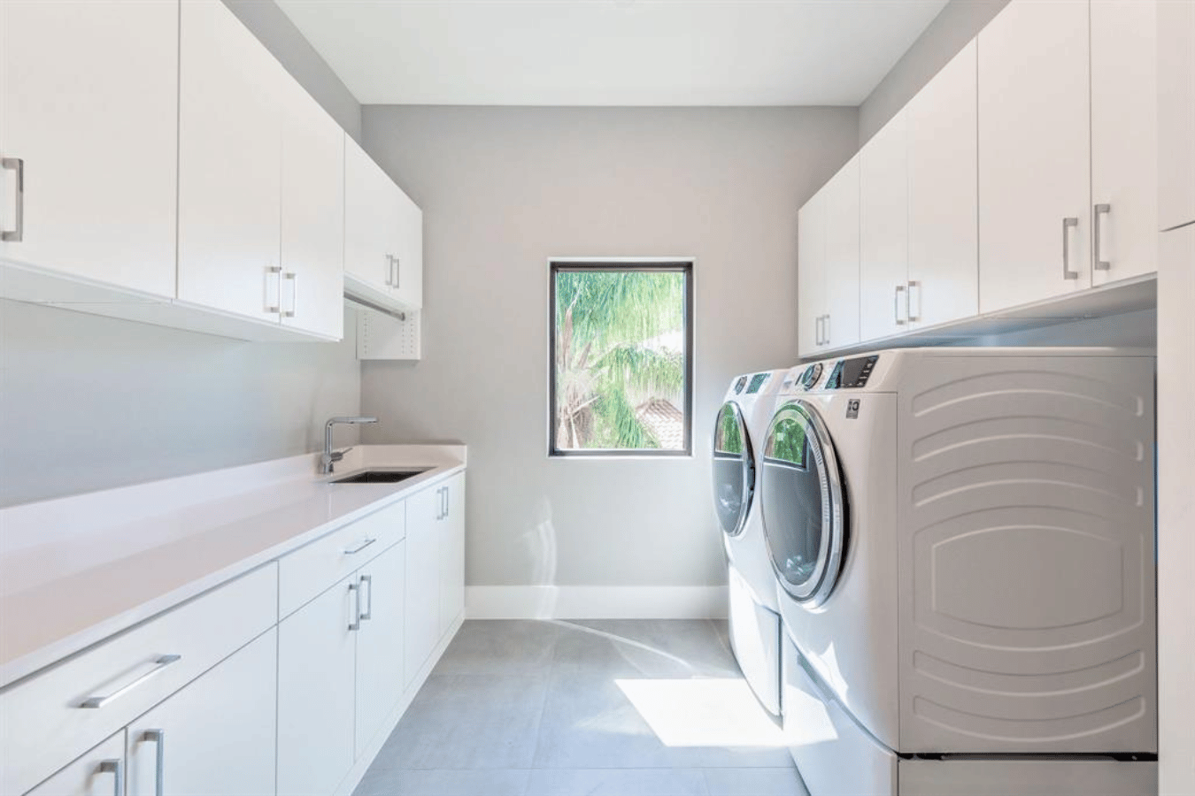 Efficient laundry spaces built to simplify chores with better storage and smarter layouts.
