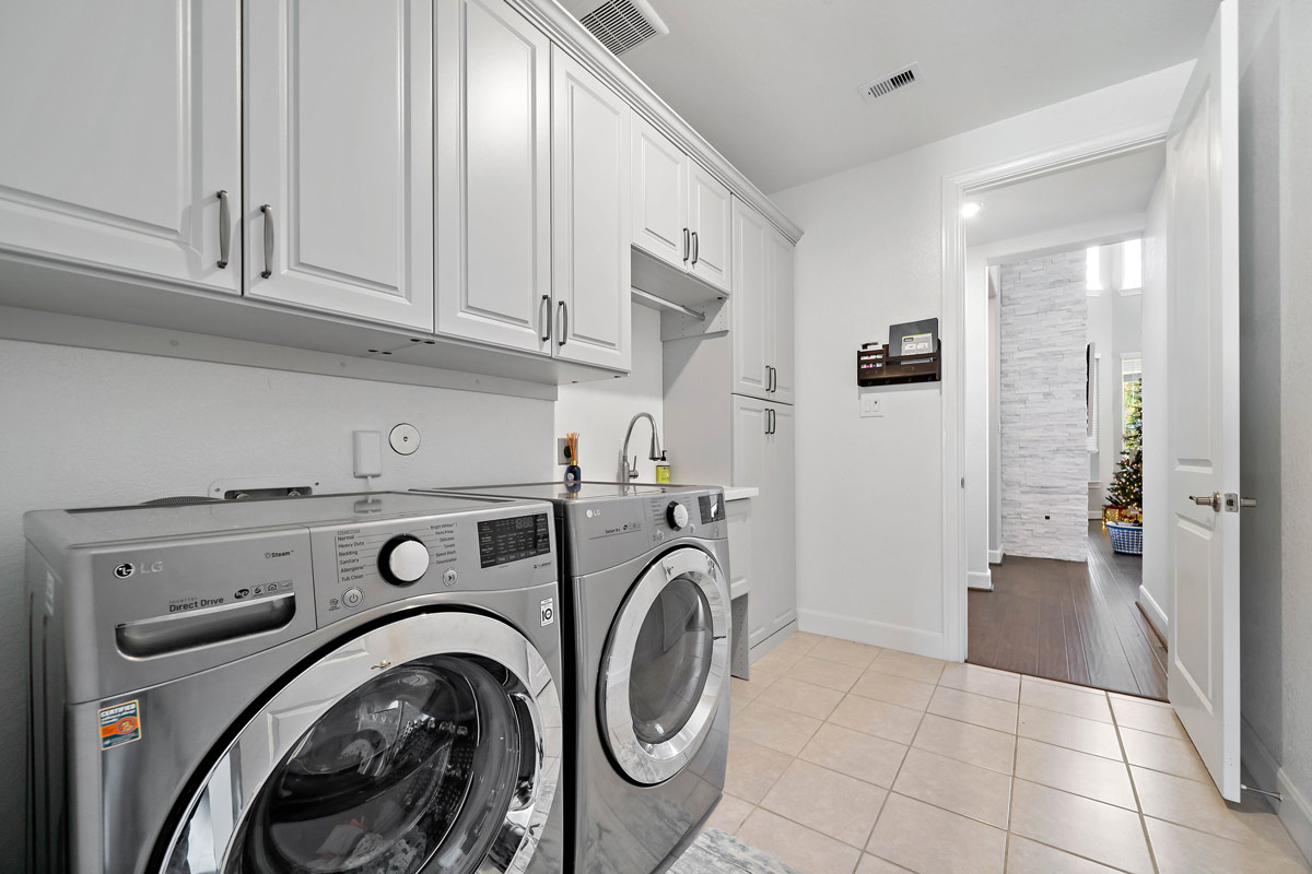 Laundry Room in Houston